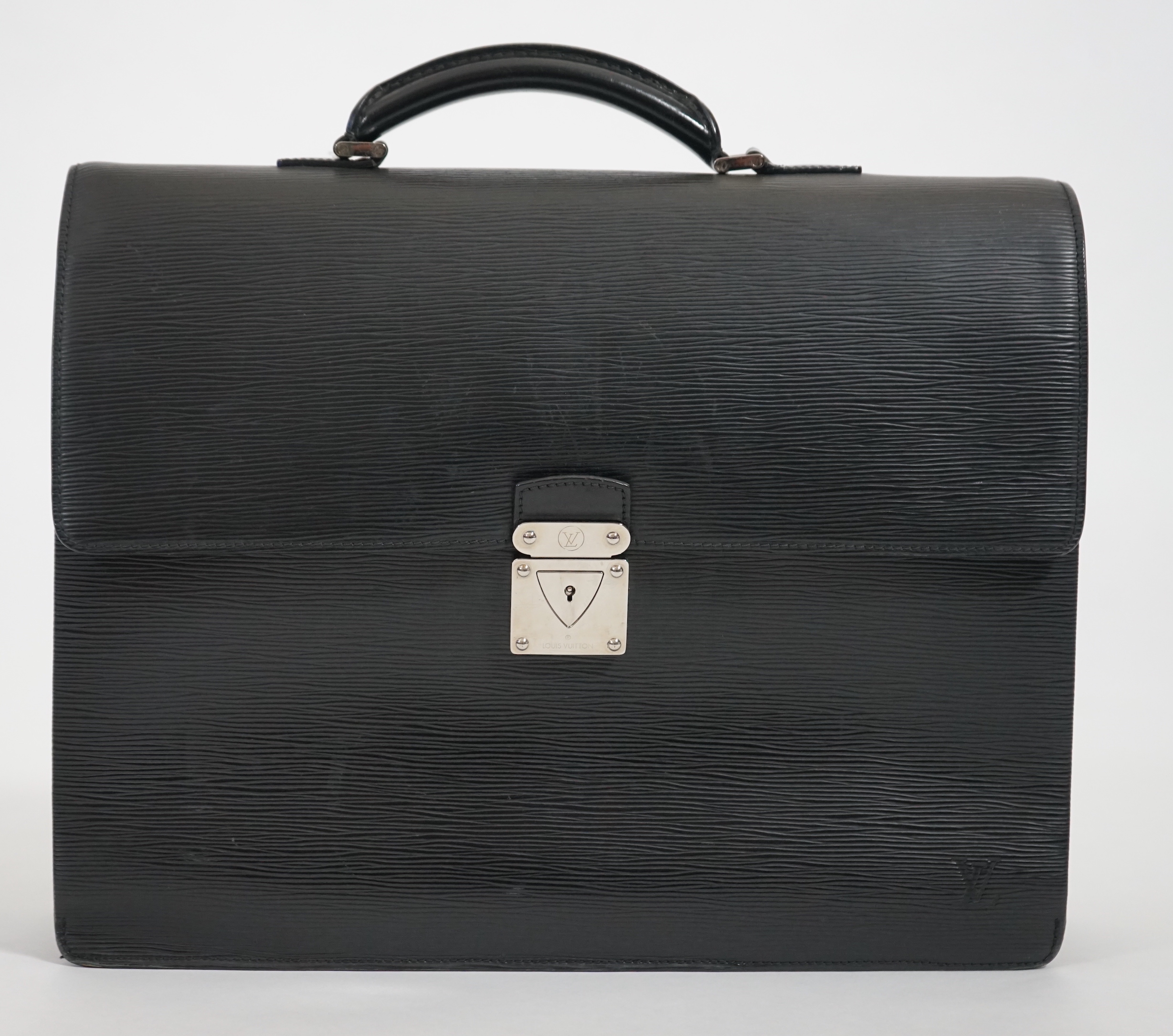 A Louis Vuitton Robusto briefcase in black taiga leather, width 41.5cm, height 33cm, depth 8cm